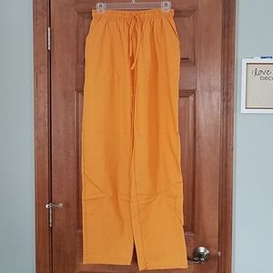 Never worn Scrub pants
